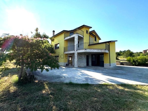 casa indipendente in vendita a Campodipietra