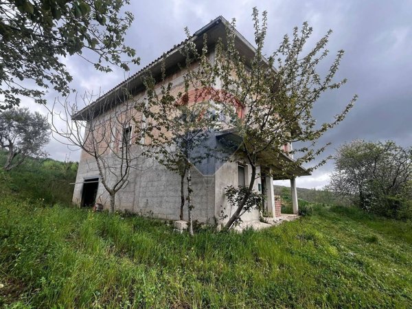 casa indipendente in vendita a Campodipietra