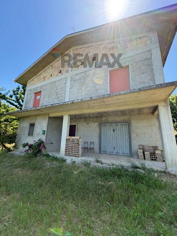 casa indipendente in vendita a Campodipietra
