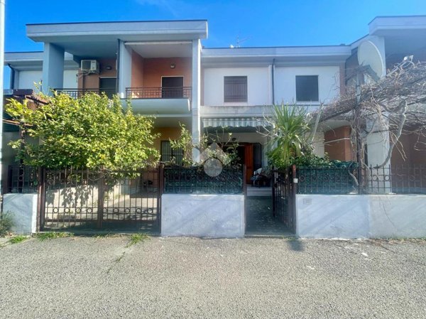 casa indipendente in vendita a Campomarino
