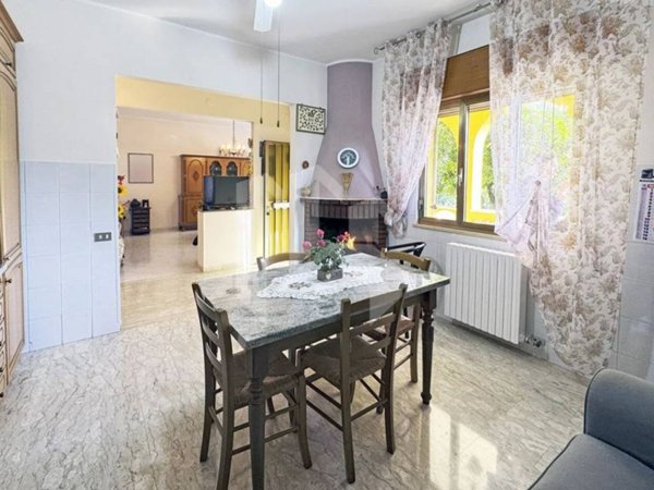 casa indipendente in vendita a Campomarino