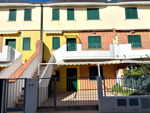 casa indipendente in vendita a Campomarino