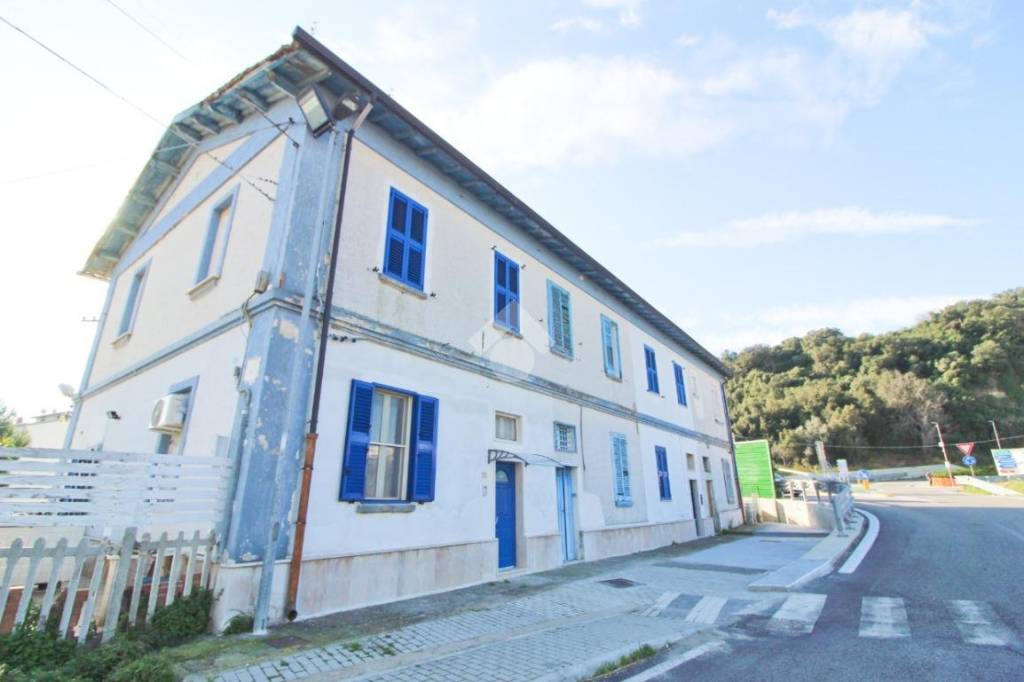 casa indipendente in vendita a Campomarino