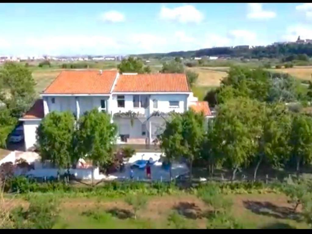 casa indipendente in vendita a Campomarino