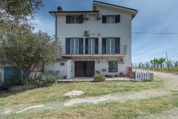 casa indipendente in vendita a Campomarino