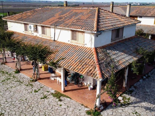 casa indipendente in vendita a Campomarino