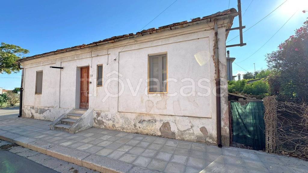 casa indipendente in vendita a Campomarino in zona Nuova Cliternia
