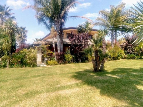 casa indipendente in vendita a Campomarino