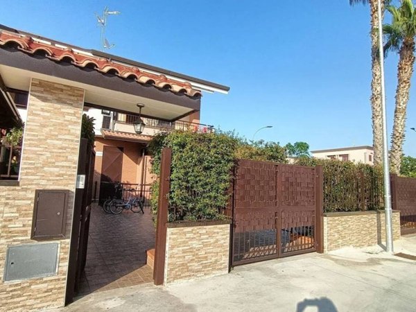 casa indipendente in vendita a Campomarino