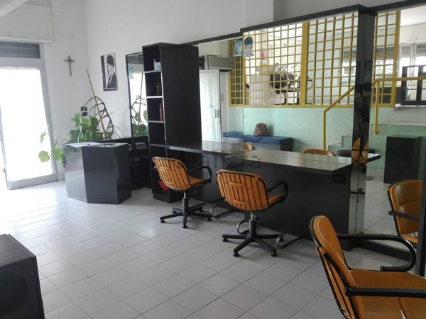 locale commerciale in vendita a Campomarino