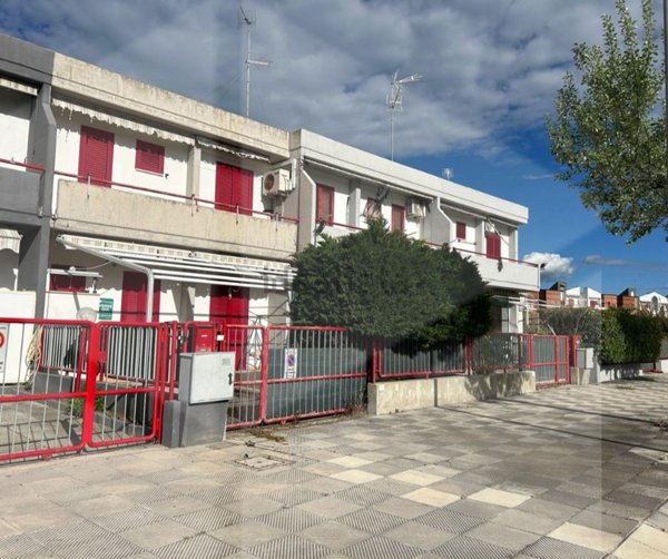 casa indipendente in vendita a Campomarino