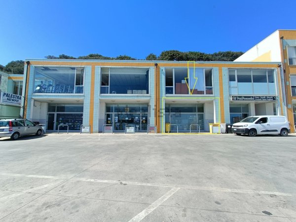 locale commerciale in vendita a Campomarino