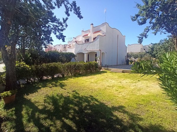 casa indipendente in vendita a Campomarino