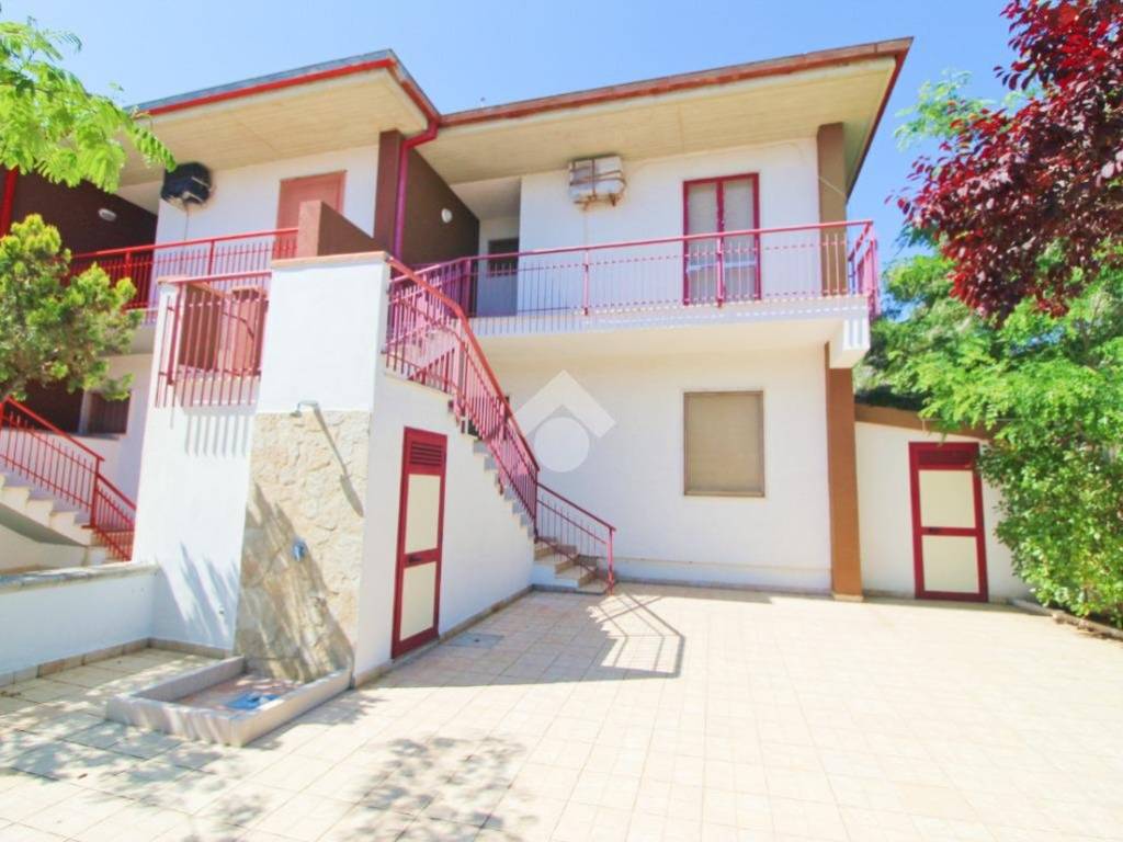 casa indipendente in vendita a Campomarino