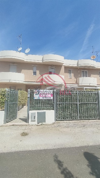 casa indipendente in vendita a Campomarino