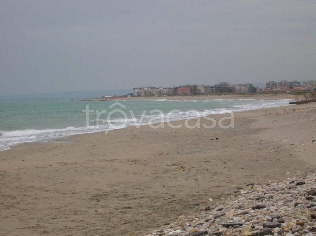 terreno edificabile in vendita a Campomarino