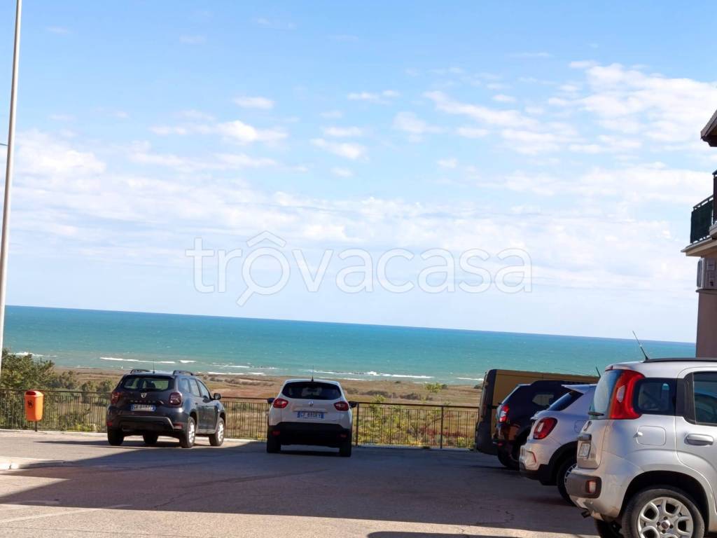 casa indipendente in vendita a Campomarino