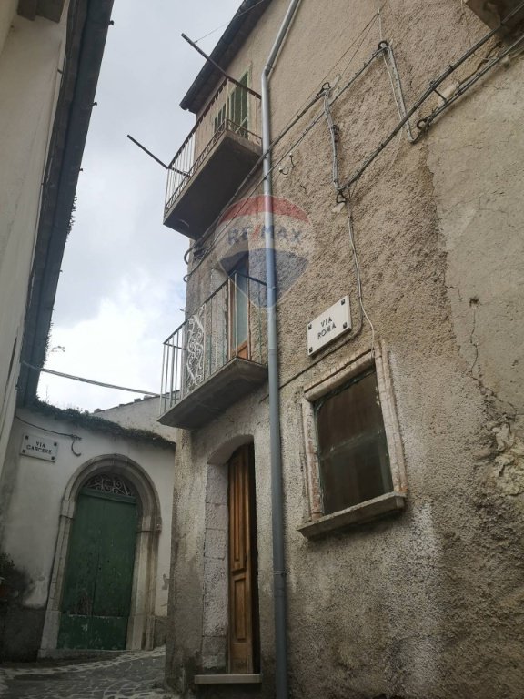 casa indipendente in vendita a Casalciprano