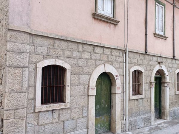 casa indipendente in vendita a Casalciprano