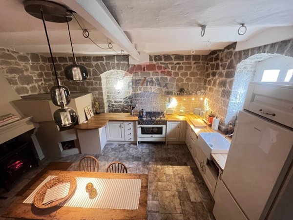 casa indipendente in vendita a Castelbottaccio