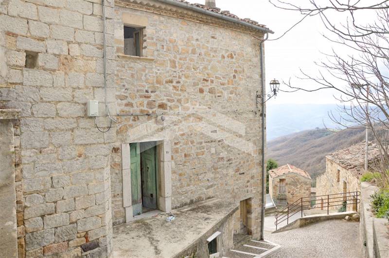 casa indipendente in vendita a Castelbottaccio