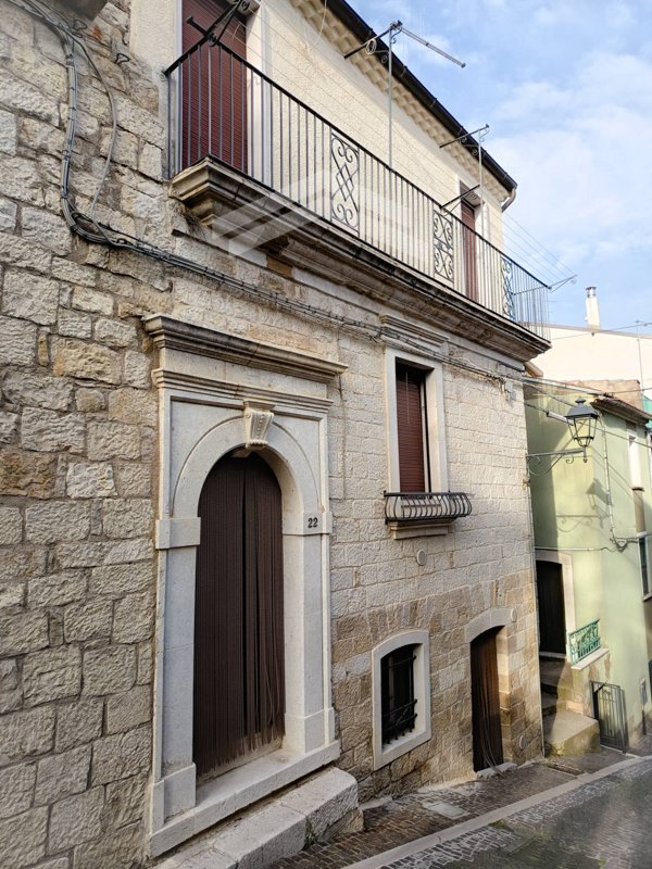 intera palazzina in vendita a Castelbottaccio
