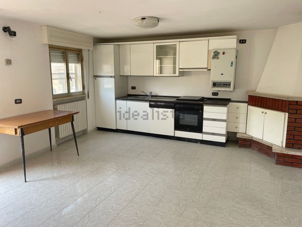 casa indipendente in vendita a Castellino del Biferno