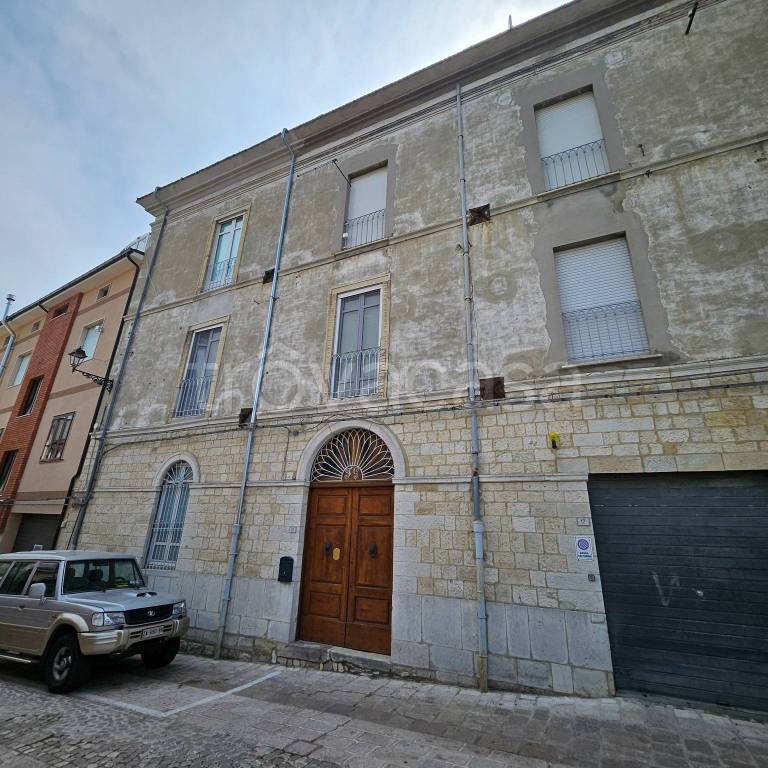 casa indipendente in vendita a Castelmauro
