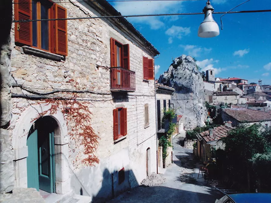 casa indipendente in vendita a Castropignano