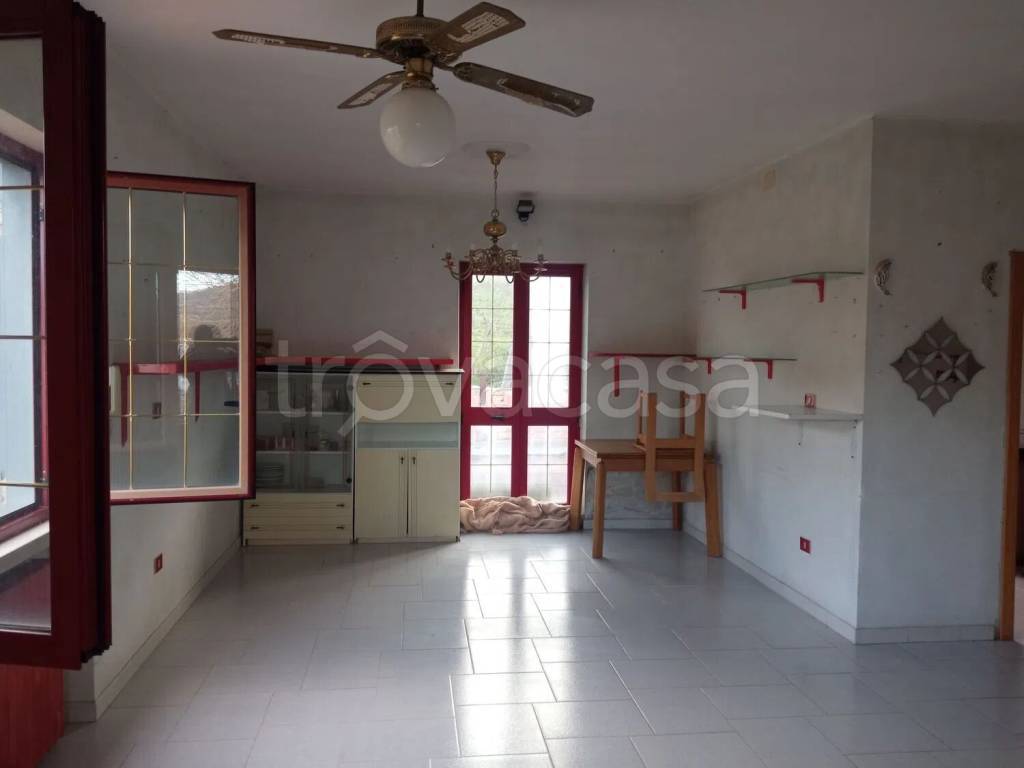 casa indipendente in vendita a Castropignano