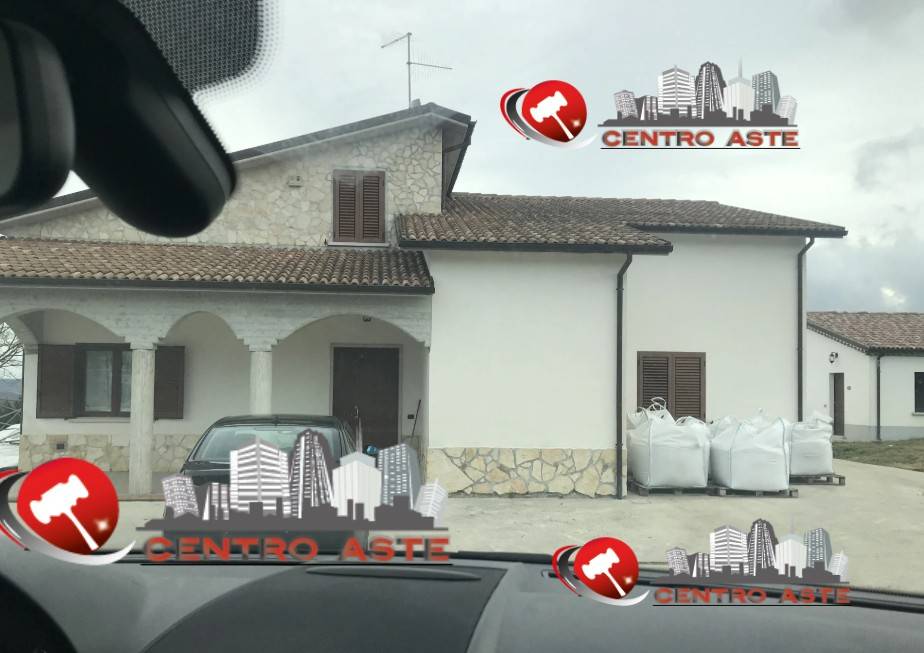 casa indipendente in vendita a Cercemaggiore