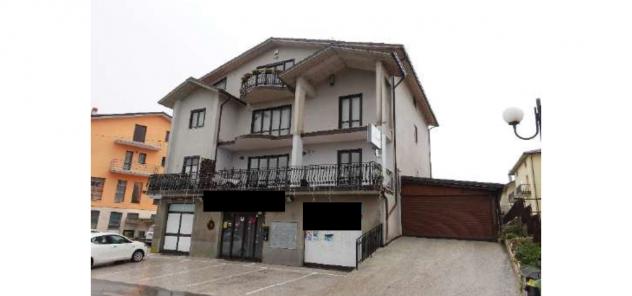 negozio in vendita a Cercemaggiore