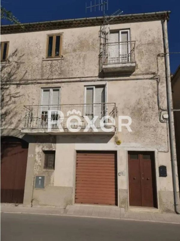 casa indipendente in vendita a Cercemaggiore