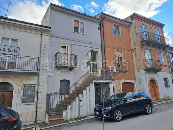 casa indipendente in vendita a Colle d'Anchise