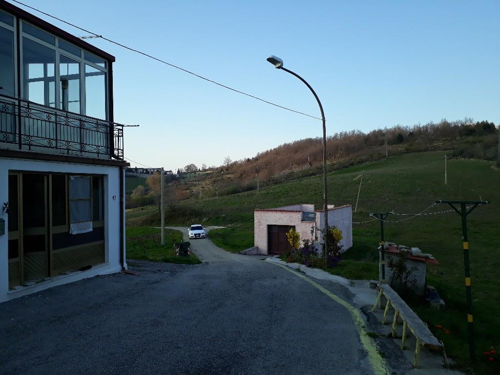 casa indipendente in vendita a Duronia in zona Casale