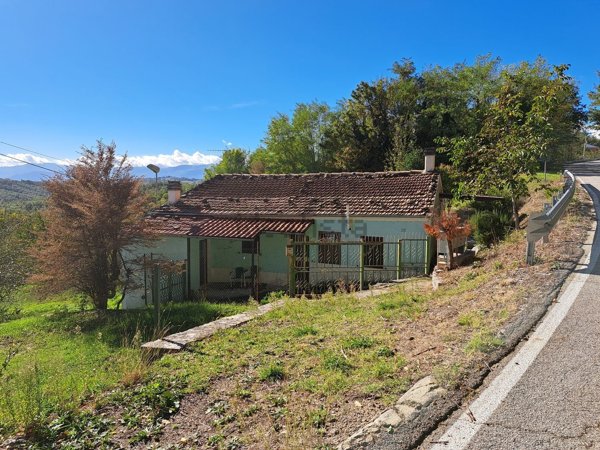 casa indipendente in vendita a Duronia
