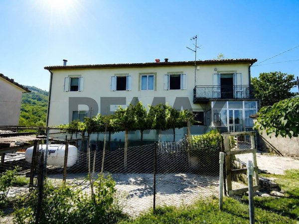 casa indipendente in vendita a Duronia