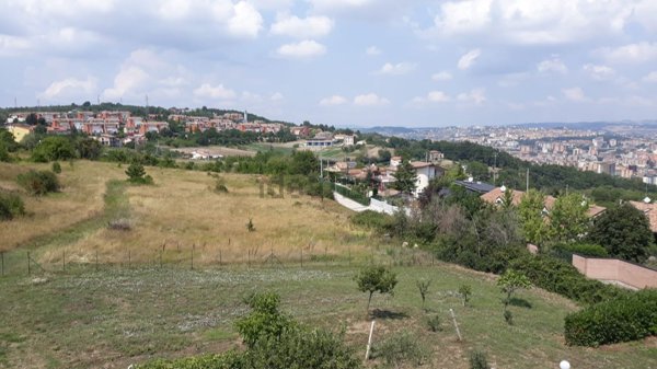 terreno edificabile in vendita a Ferrazzano