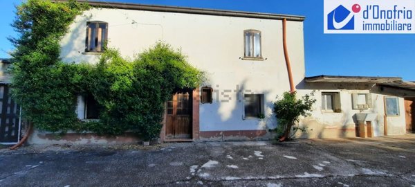 casa indipendente in vendita a Ferrazzano