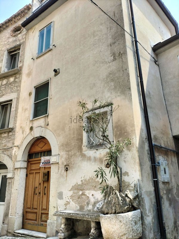 pentavano in vendita a Ferrazzano