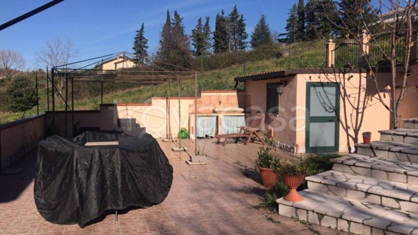 casa indipendente in vendita a Ferrazzano