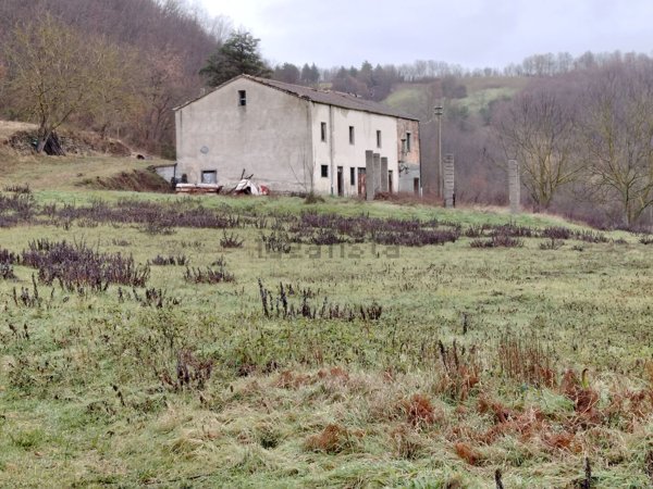 casale in vendita a Ferrazzano