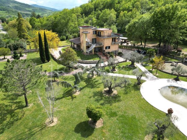 casa indipendente in vendita a Fossalto