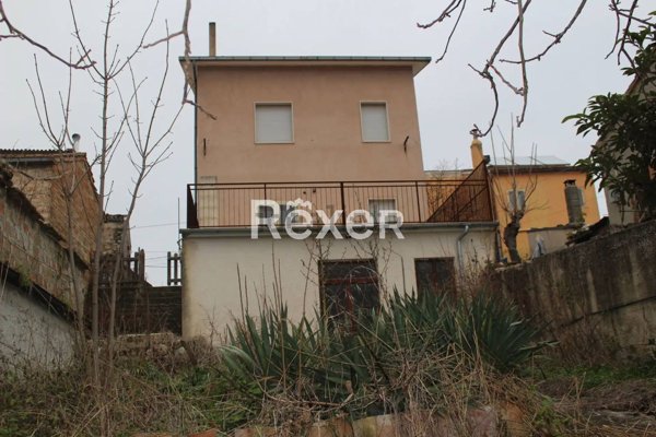 casa indipendente in vendita a Fossalto