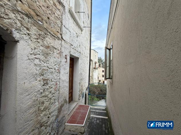 casa indipendente in vendita a Fossalto
