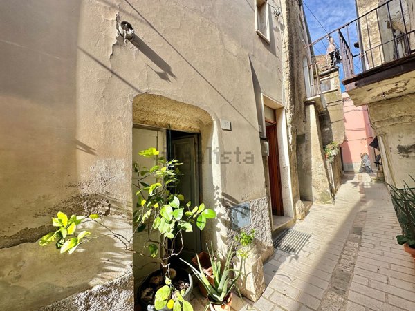 casa indipendente in vendita a Gambatesa