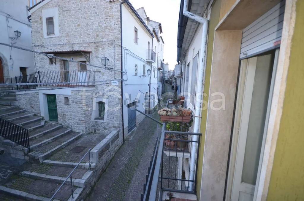 casa indipendente in vendita a Gambatesa