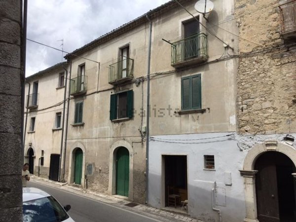 casa indipendente in vendita a Gildone