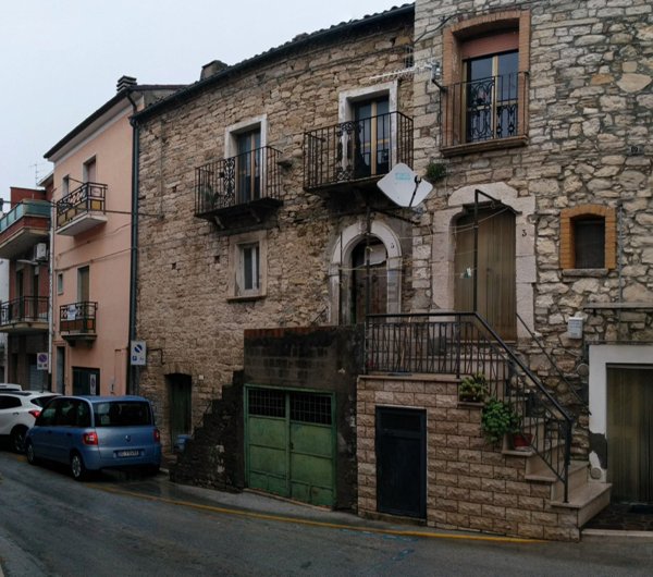 casa indipendente in vendita a Guardialfiera