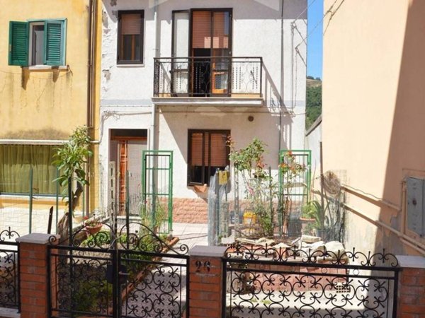 casa indipendente in vendita a Guardialfiera